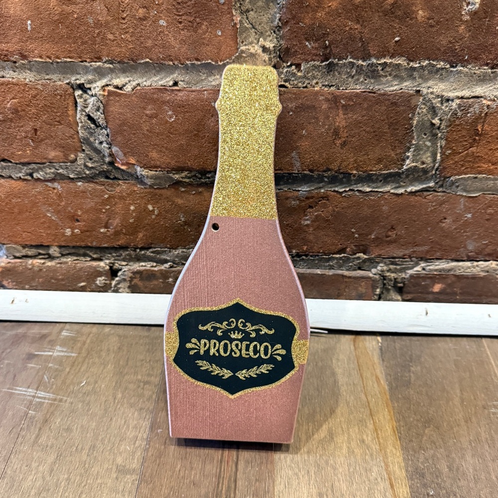 Gold and Pink Prosecco Decor